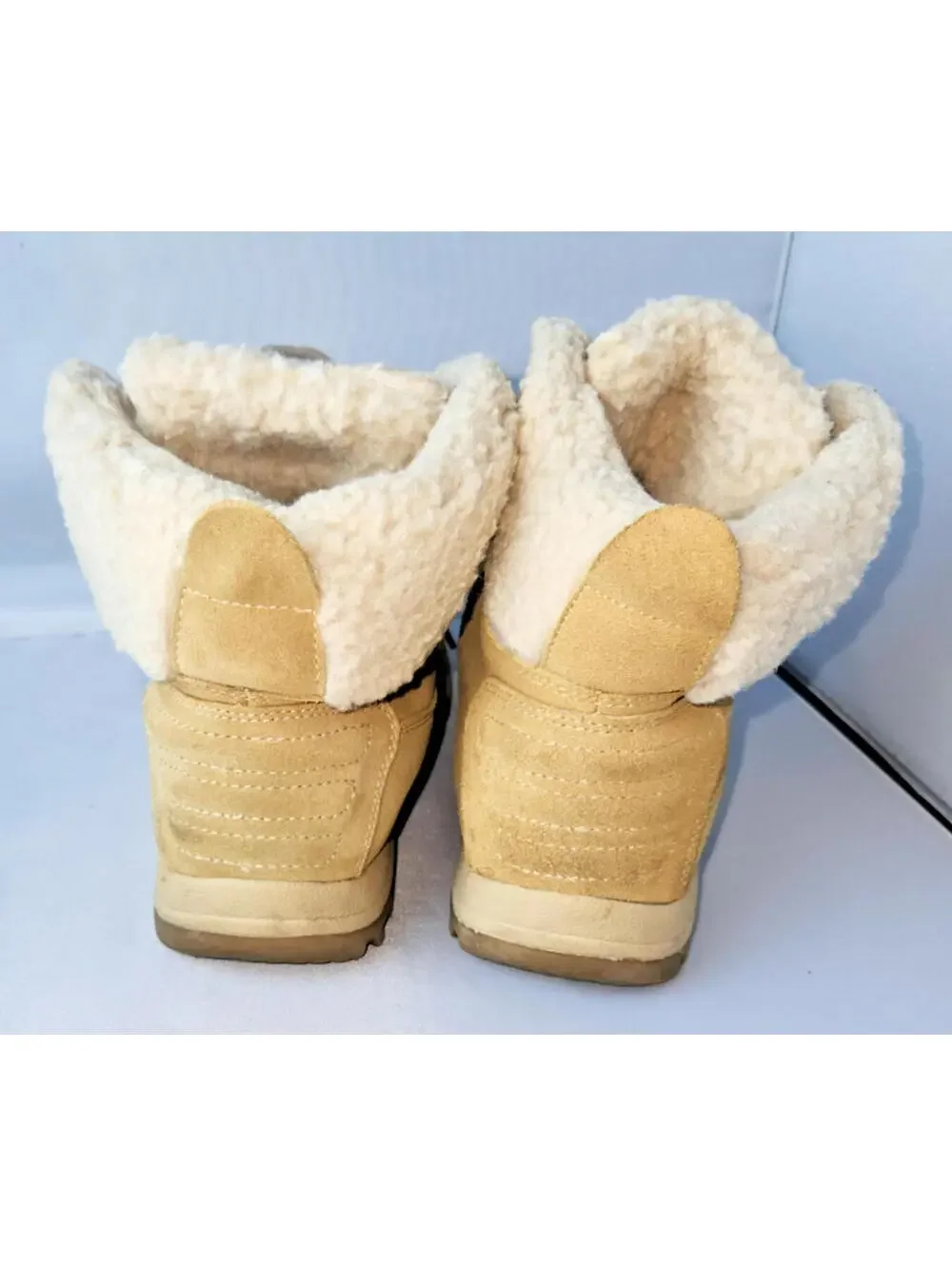 Dr. Scholls Women's Winter Boots with Sherpa Lining Tan Suede Size 10